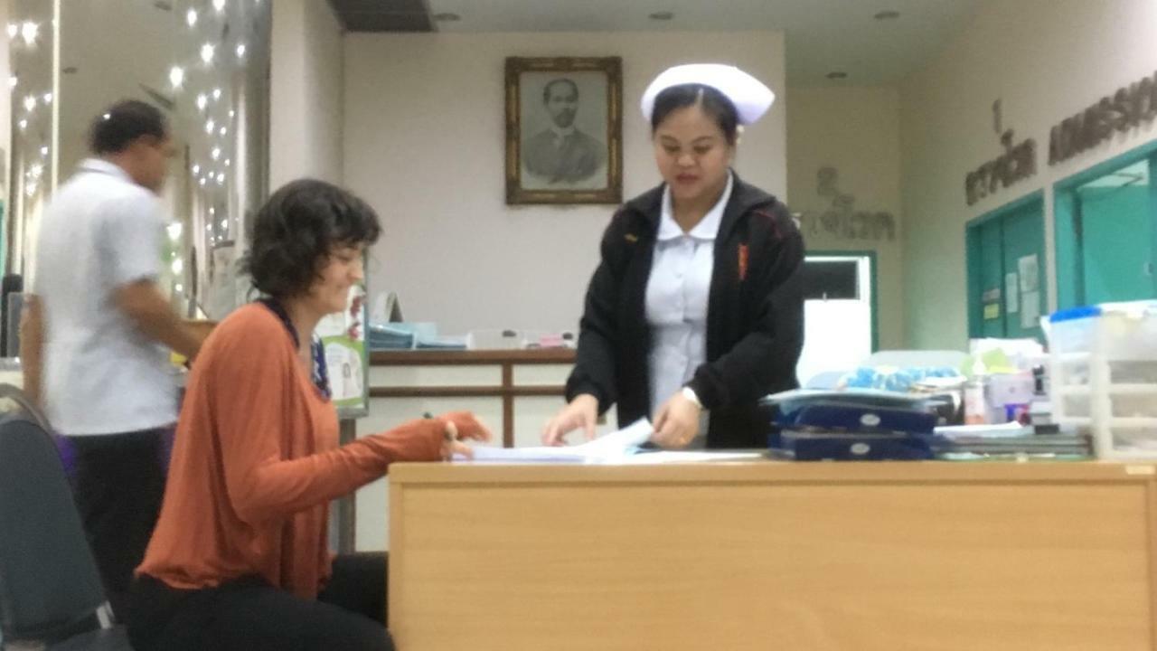 Stamp Hostel (Adults Only) Ban Yang  エクステリア 写真