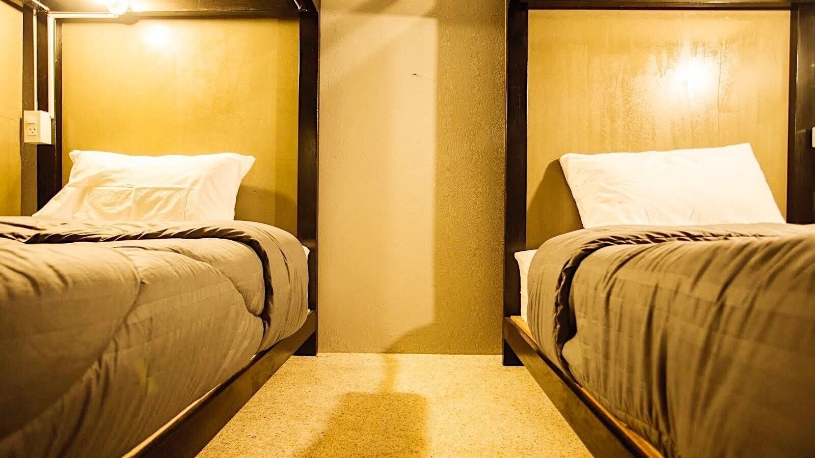 Stamp Hostel (Adults Only) Ban Yang  エクステリア 写真